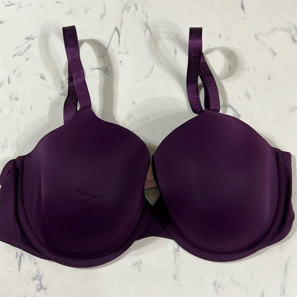 Victoria’s Secret Bra - Picture 1 of 10